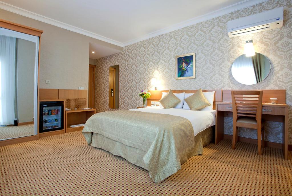 Hotel Sefa 2 Корлу Екстериор снимка