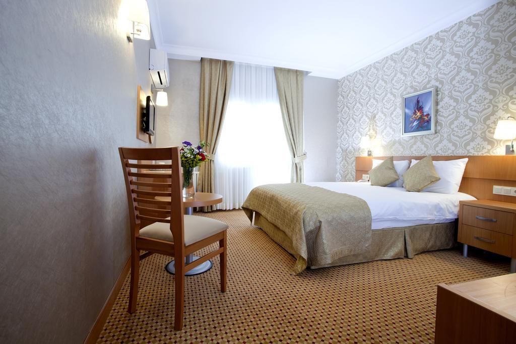 Hotel Sefa 2 Корлу Стая снимка